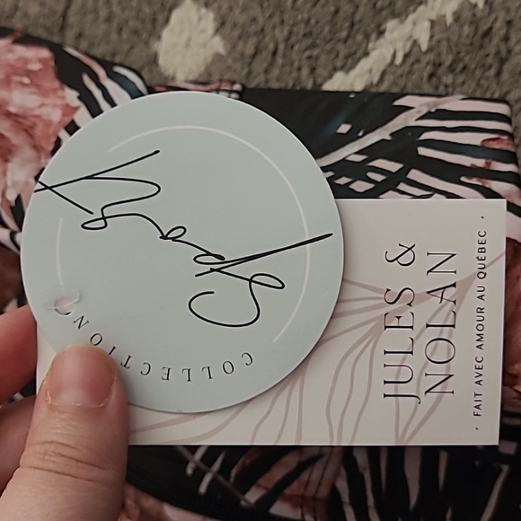 Jules & Nolan Size L High Necked Floral Printed Zip Up Sports Bra - Picture 7 of 7